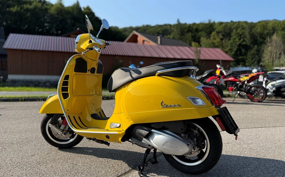Angebot Vespa GTS 300 hpe Super Bild 2: Angebot Vespa GTS 300 hpe Super