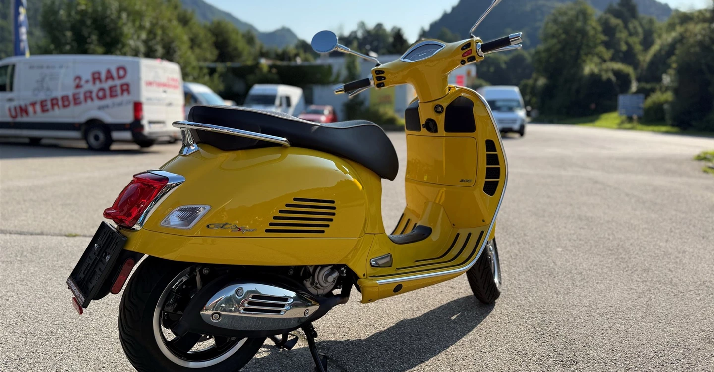 Zum Vergrößern bitte anklicken! Angebot Vespa GTS 300 hpe Super