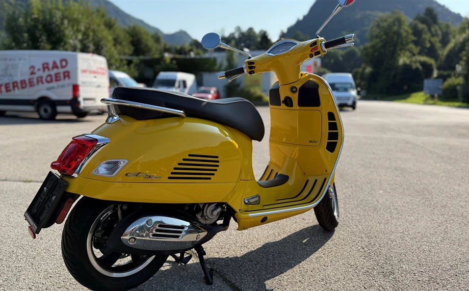 Angebot Vespa GTS 300 hpe Super Bild 3: Angebot Vespa GTS 300 hpe Super