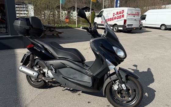 Gebrauchtmotorrad Yamaha X-Max 250 - Bild 4 Gebrauchtmotorrad Yamaha X-Max 250 - Bild 4