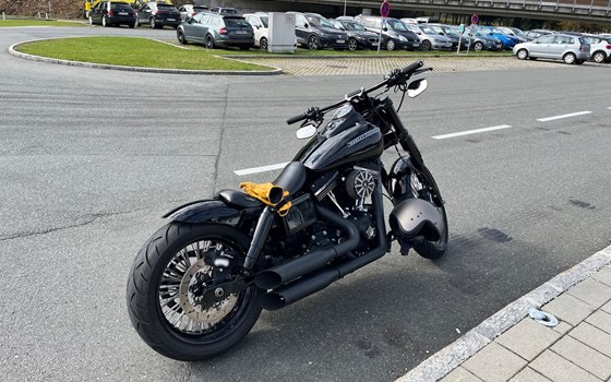 Gebrauchtmotorrad Harley-Davidson Dyna Fat Bob FXDF - Bild 4 Gebrauchtmotorrad Harley-Davidson Dyna Fat Bob FXDF - Bild 4