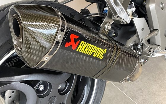 Gebrauchtmotorrad Honda CB 1000 R - Bild 4 Gebrauchtmotorrad Honda CB 1000 R - Bild 4