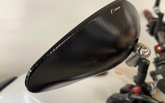 Gebrauchtmotorrad Honda CB 1000 R - Bild 7 Gebrauchtmotorrad Honda CB 1000 R - Bild 7