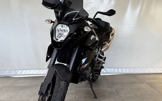 Gebrauchtmotorrad KTM 990 Supermoto T - Bild 8 Gebrauchtmotorrad KTM 990 Supermoto T - Bild 8