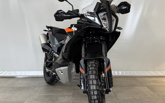 Neufahrzeug KTM 890 Adventure - Bild 4 Neufahrzeug KTM 890 Adventure - Bild 4