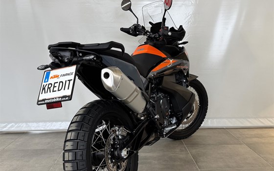 Neufahrzeug KTM 890 Adventure - Bild 7 Neufahrzeug KTM 890 Adventure - Bild 7