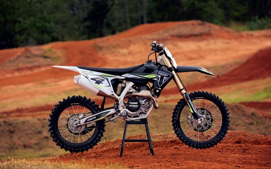 Neufahrzeug Triumph TF 450-RC EDITION - Bild 3