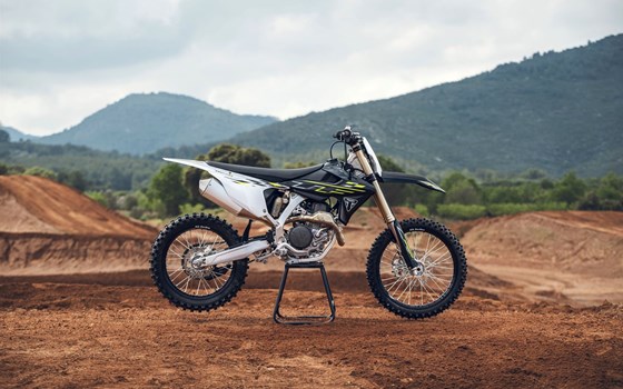 Neufahrzeug Triumph TF 450-X - Bild 13