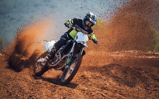 Neufahrzeug Triumph TF 450-X - Bild 5