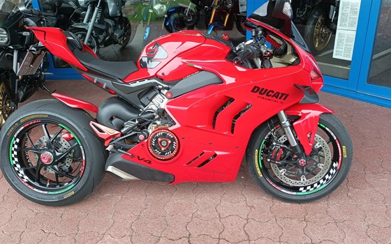 Gebrauchtmotorrad Ducati Panigale V4 - Bild 1
