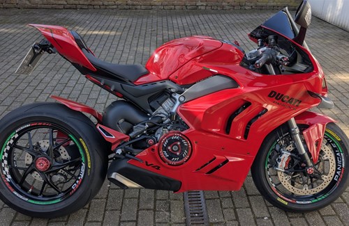 Gebrauchtmotorrad Ducati Panigale V4