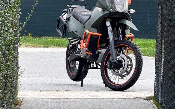 Gebrauchtmotorrad KTM 990 Adventure - Bild 6 Gebrauchtmotorrad KTM 990 Adventure - Bild 6