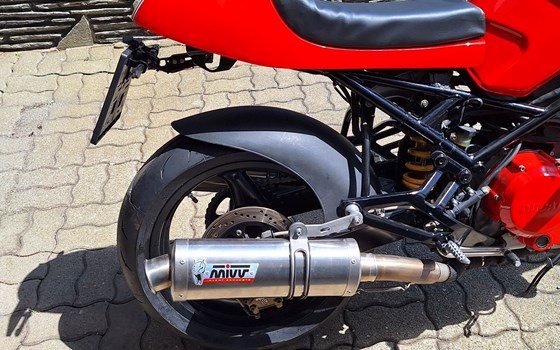 Gebrauchtmotorrad Ducati Monster 750 - Bild 3 Gebrauchtmotorrad Ducati Monster 750 - Bild 3