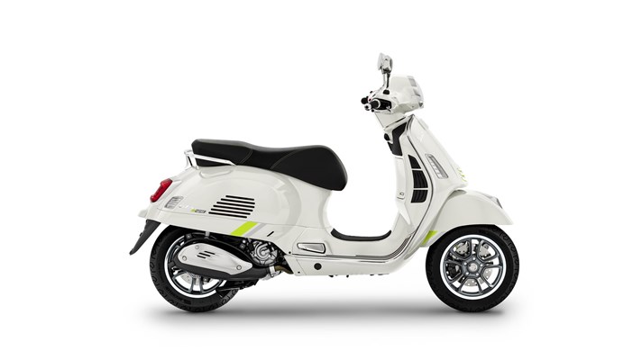 Vespa GTS 125 Supertech iGET (Bianco Innocente) - Bild 2