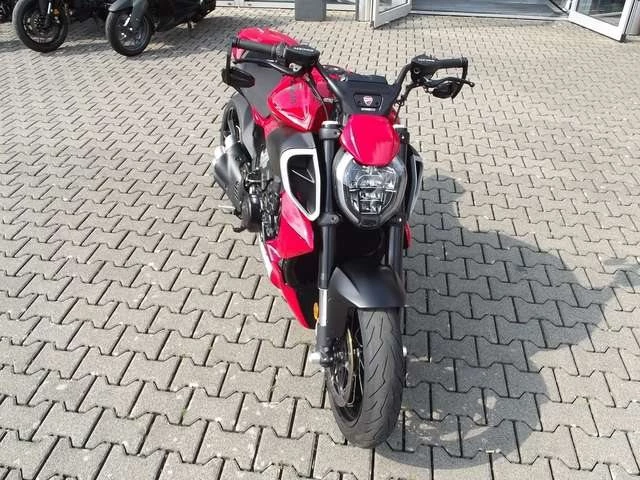 Angebot Ducati Diavel V4 Bild 2: Angebot Ducati Diavel V4
