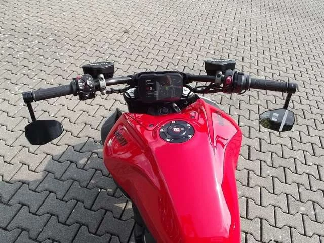 Angebot Ducati Diavel V4 Bild 4: Angebot Ducati Diavel V4