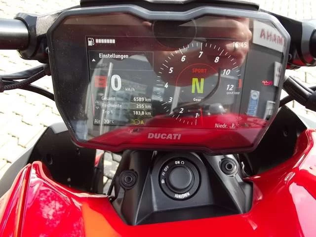 Angebot Ducati Diavel V4 Bild 8: Angebot Ducati Diavel V4