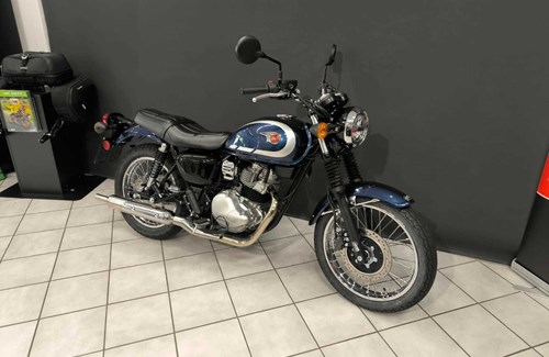 Gebrauchtmotorrad Kawasaki W230