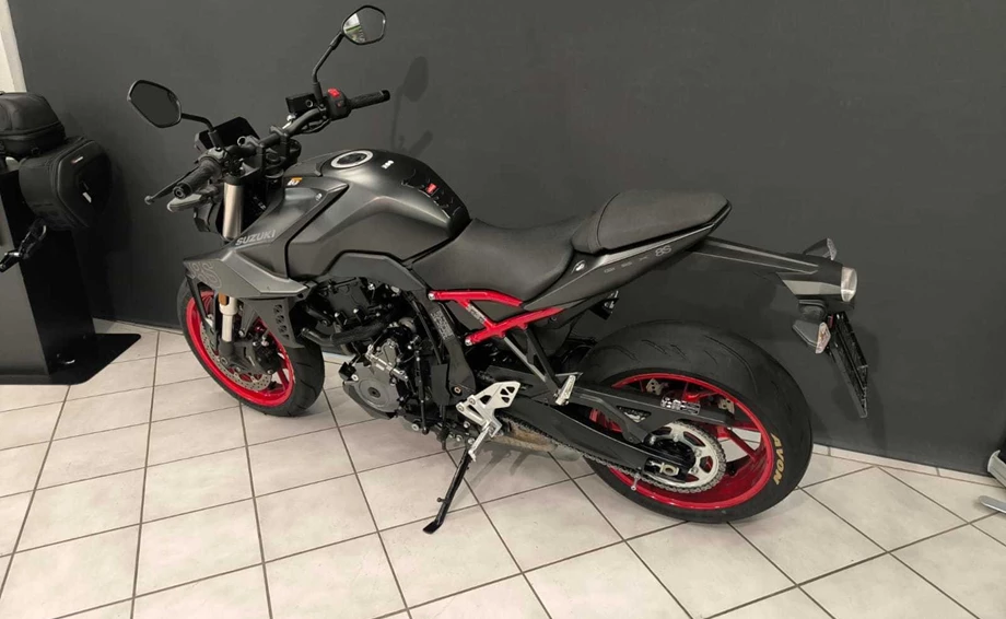 Angebot Suzuki GSX-8S Bild 4: Angebot Suzuki GSX-8S