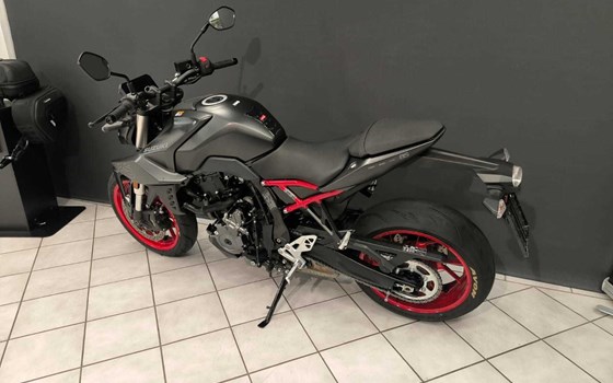 Gebrauchtmotorrad Suzuki GSX-8S - Bild 4