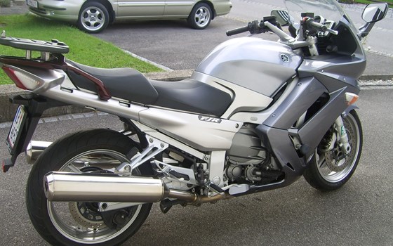 Gebrauchtmotorrad Yamaha FJR1300A - Bild 2 Gebrauchtmotorrad Yamaha FJR1300A - Bild 2