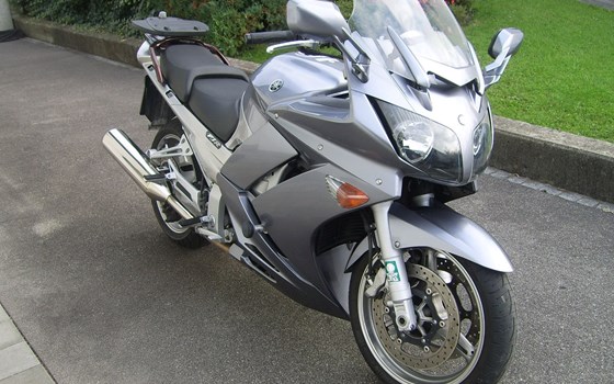 Gebrauchtmotorrad Yamaha FJR1300A - Bild 3 Gebrauchtmotorrad Yamaha FJR1300A - Bild 3