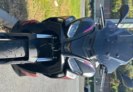Gebrauchte Aprilia SR GT Replica 125 Gebrauchte Aprilia SR GT Replica 125