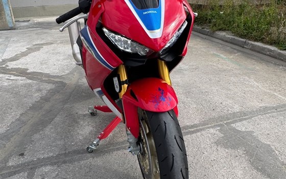 Gebrauchtmotorrad Honda CBR1000RR Fireblade SP-2 - Bild 1