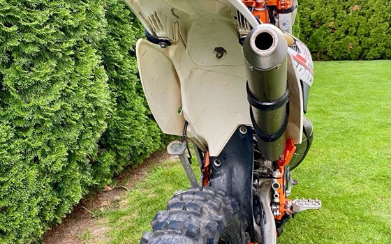 Gebrauchtmotorrad KTM 300 EXC SIX DAYS - Bild 5 Gebrauchtmotorrad KTM 300 EXC SIX DAYS - Bild 5