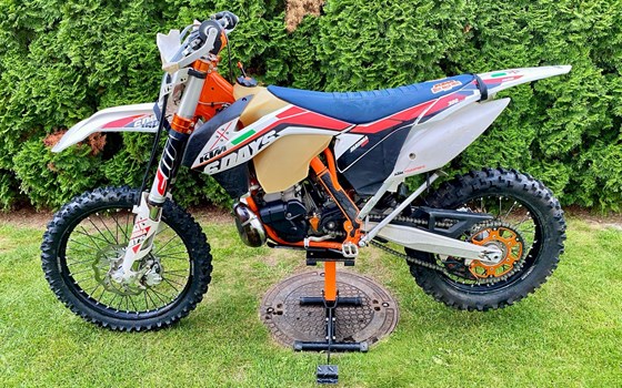 Gebrauchtmotorrad KTM 300 EXC SIX DAYS - Bild 13 Gebrauchtmotorrad KTM 300 EXC SIX DAYS - Bild 13
