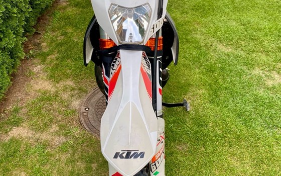 Gebrauchtmotorrad KTM 300 EXC SIX DAYS - Bild 3 Gebrauchtmotorrad KTM 300 EXC SIX DAYS - Bild 3