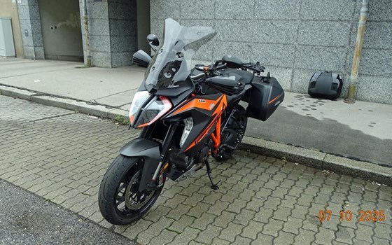 Gebrauchtmotorrad KTM 1290 Super Duke GT - Bild 5 Gebrauchtmotorrad KTM 1290 Super Duke GT - Bild 5