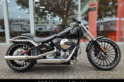 Harley-Davidson Softail Breakout FXSB