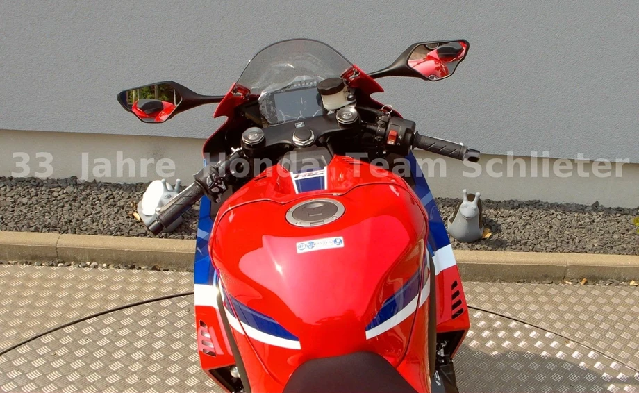 Angebot Honda CBR1000RR-R Fireblade Bild 10: Angebot Honda CBR1000RR-R Fireblade