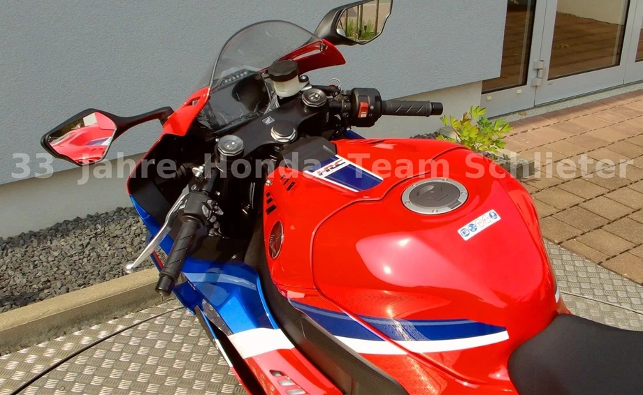 Angebot Honda CBR1000RR-R Fireblade Bild 11: Angebot Honda CBR1000RR-R Fireblade