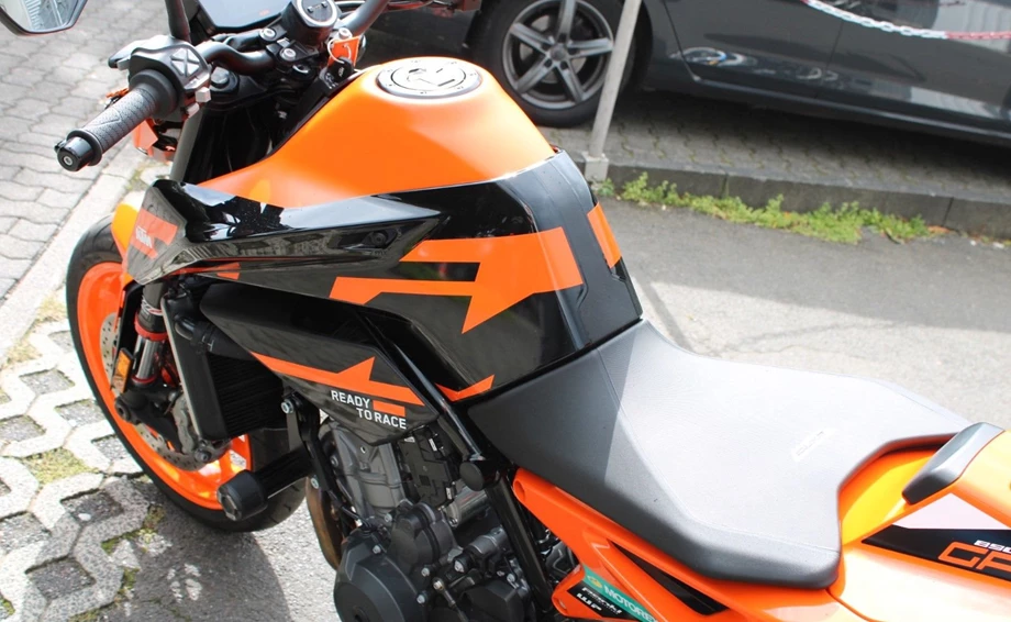 Angebot KTM 890 Duke GP Bild 13: Angebot KTM 890 Duke GP