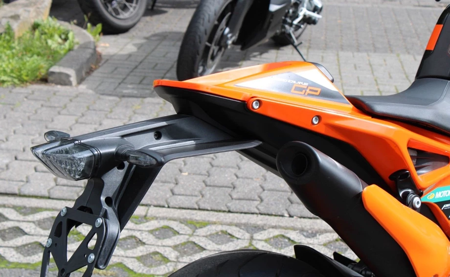 Angebot KTM 890 Duke GP Bild 5: Angebot KTM 890 Duke GP