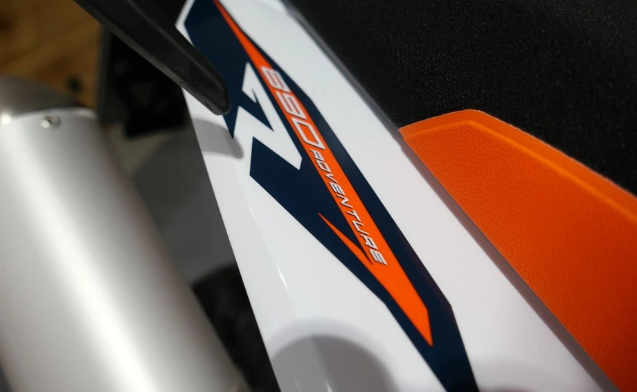 Angebot KTM 890 Adventure R Bild 7: Angebot KTM 890 Adventure R