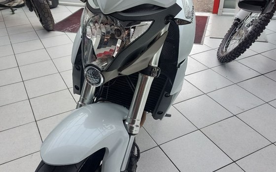 Gebrauchtmotorrad Honda CB 1000 R - Bild 2