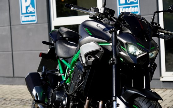 Gebrauchtmotorrad Kawasaki Z900 - Bild 3