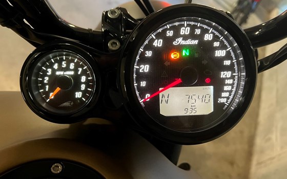 Gebrauchtmotorrad Indian Scout Bobber - Bild 4 Gebrauchtmotorrad Indian Scout Bobber - Bild 4