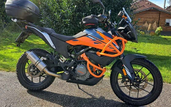 Gebrauchtmotorrad KTM 390 Adventure - Bild 1 Gebrauchtmotorrad KTM 390 Adventure - Bild 1