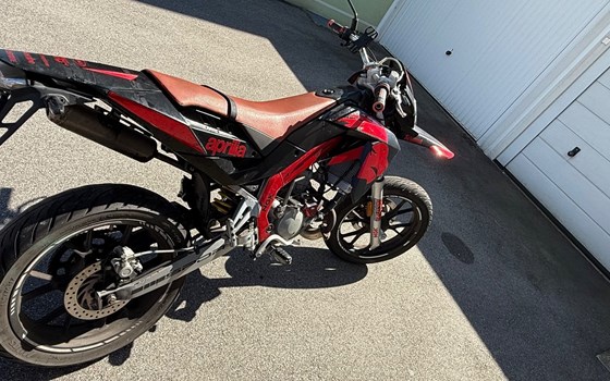 Gebrauchtmotorrad Aprilia SX 50 Supermoto - Bild 5