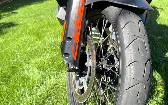 Gebrauchtmotorrad KTM 890 Adventure - Bild 5 Gebrauchtmotorrad KTM 890 Adventure - Bild 5