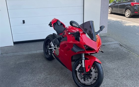 Gebrauchtmotorrad Ducati Panigale V4 - Bild 4 Gebrauchtmotorrad Ducati Panigale V4 - Bild 4