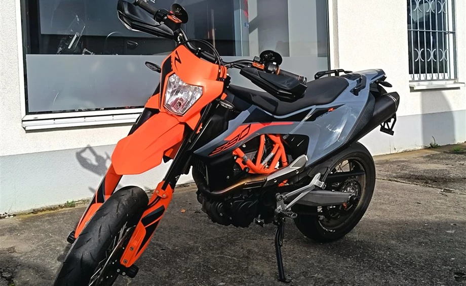 Angebot KTM 690 SMC R Bild 1: Angebot KTM 690 SMC R