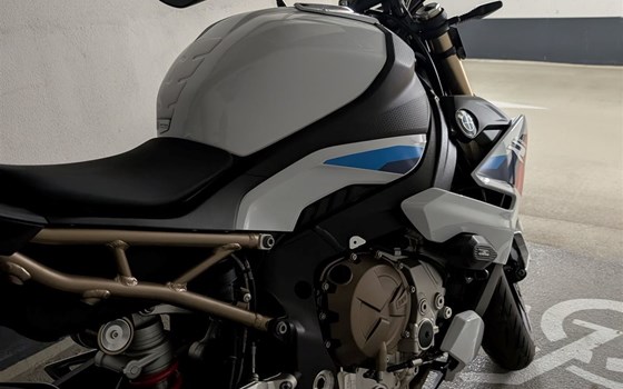 Gebrauchtmotorrad BMW S 1000 R - Bild 5