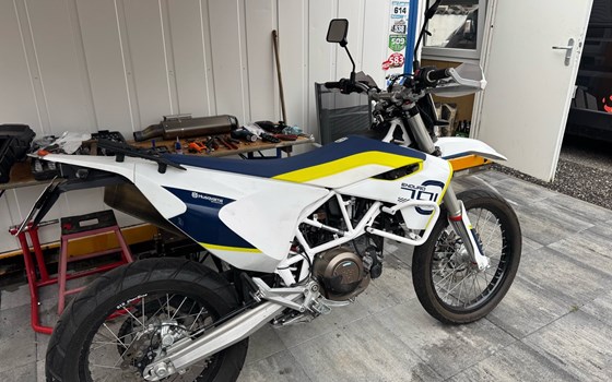 Gebrauchtmotorrad Husqvarna 701 Enduro - Bild 1 Gebrauchtmotorrad Husqvarna 701 Enduro - Bild 1