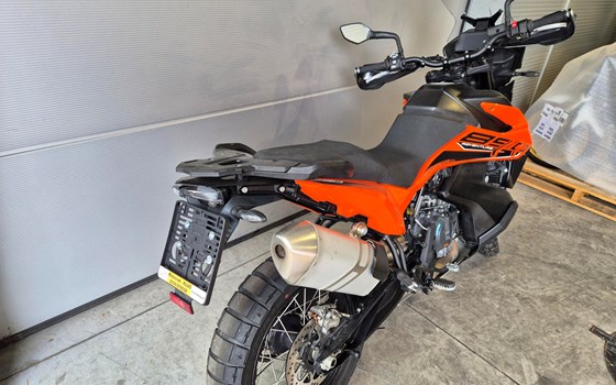 Gebrauchtmotorrad KTM 890 Adventure - Bild 3 Gebrauchtmotorrad KTM 890 Adventure - Bild 3