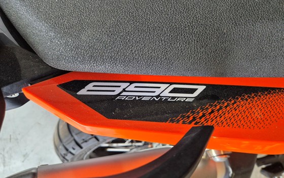 Gebrauchtmotorrad KTM 890 Adventure - Bild 4 Gebrauchtmotorrad KTM 890 Adventure - Bild 4